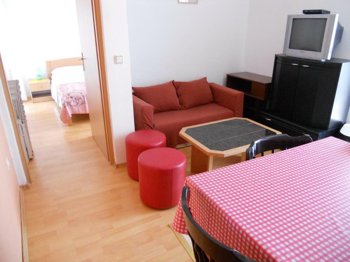 בטינה Apartments Violeta מראה חיצוני תמונה
